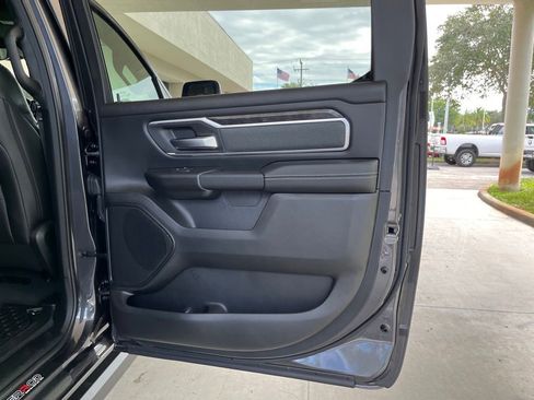 New 2022 RAM 1500 Big Horn image 28
