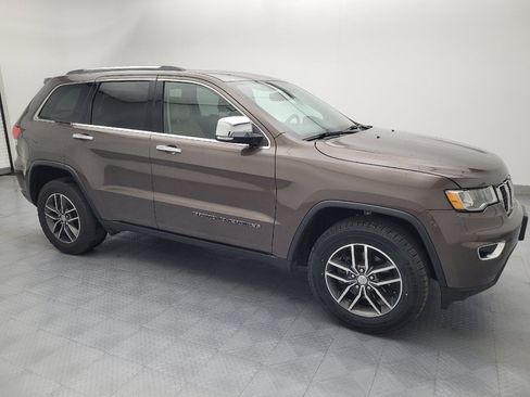 Used 2018 Jeep Grand Cherokee Limited AWD/4WD image 11