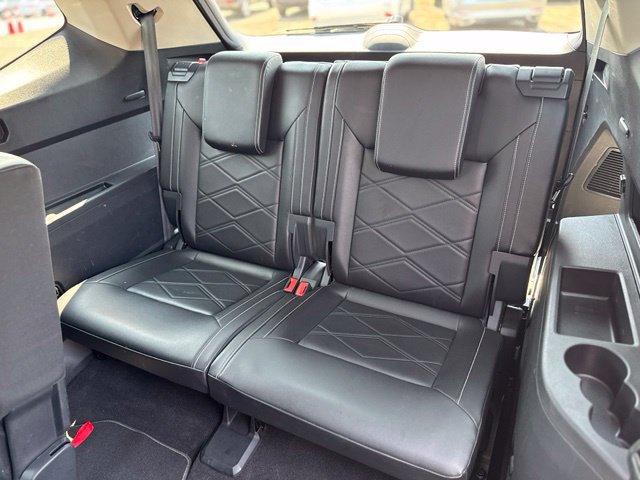 Used 2024 Volkswagen Atlas SE w/ Black Wheel Package AWD/4WD image 26