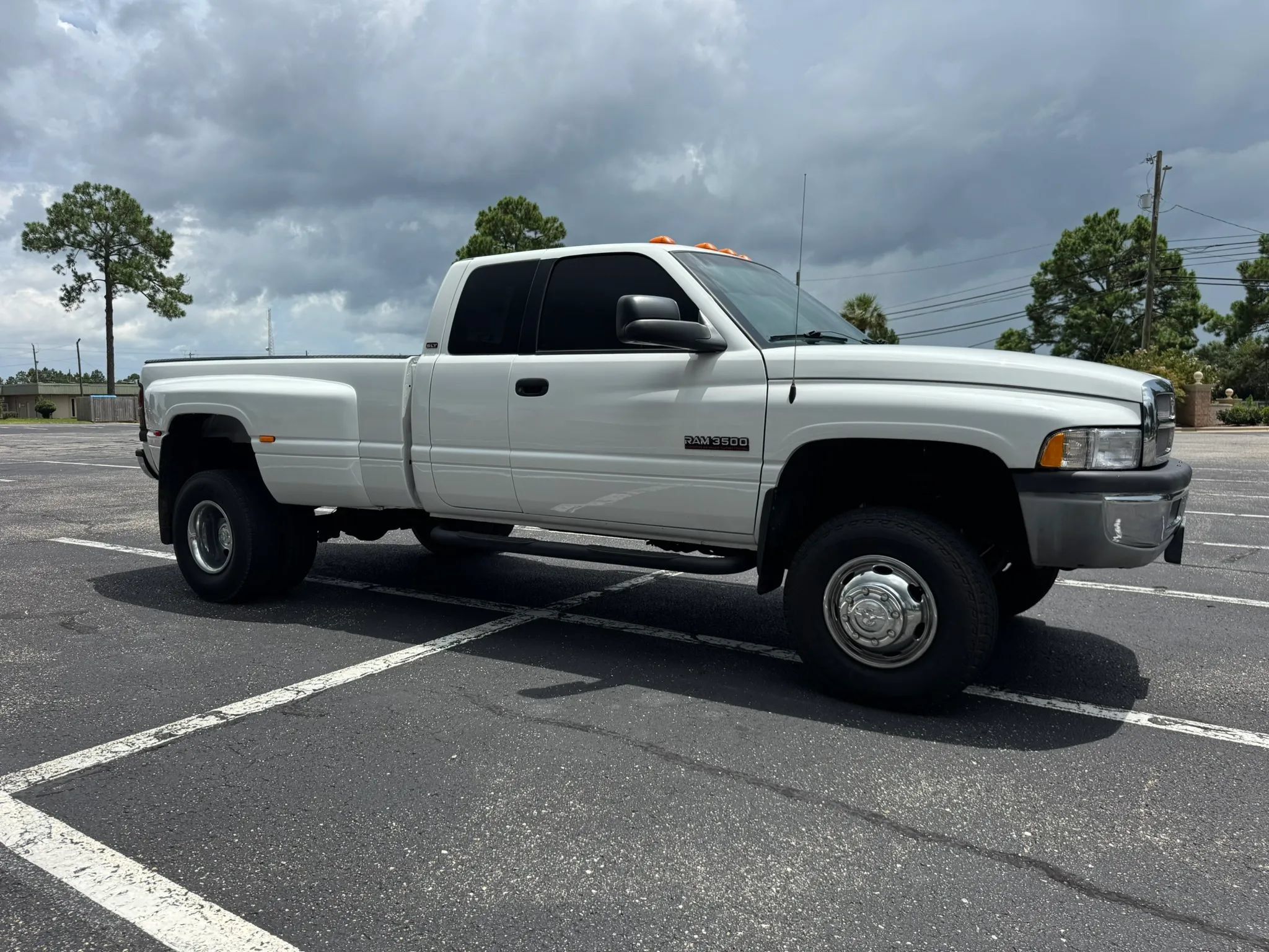Used 2001 Dodge Ram 3500 Truck 4x4 Quad Cab image 4