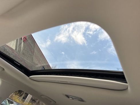 Used 2023 Hyundai Tucson SEL w/ Convenience Package image 3