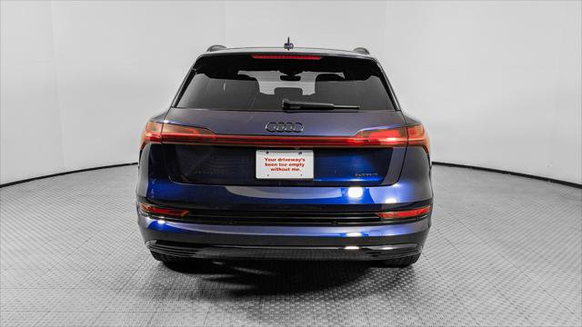 Used 2022 Audi e-tron Premium AWD/4WD image 7
