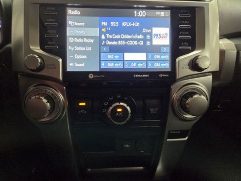 Used 2022 Toyota 4Runner SR5 Premium image 46