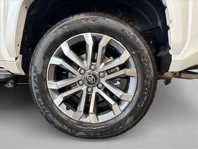 New 2026 Toyota 4Runner Limited AWD/4WD image 9
