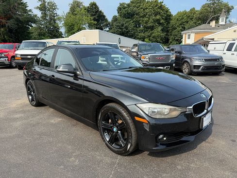 Used 2013 BMW 328i xDrive Sedan AWD/4WD image 4