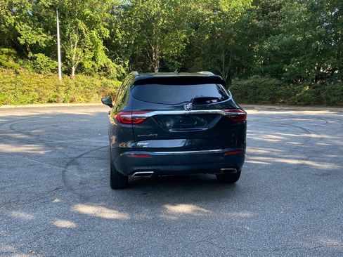 Used 2020 Buick Enclave Avenir w/ Avenir Technology Package AWD/4WD image 6