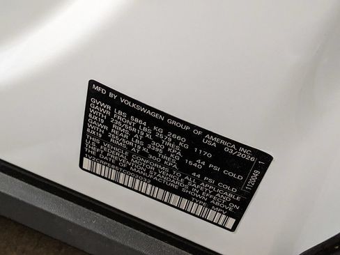 New 2026 Volkswagen ID.4 Pro RWD image 30