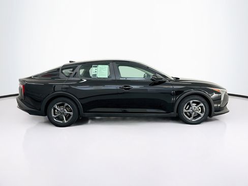 Used 2025 Kia K4 FWD image 10