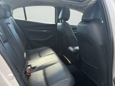 Used 2024 MAZDA MAZDA3 s FWD image 10