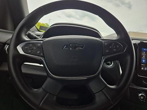 Used 2023 Chevrolet Traverse RS AWD/4WD image 13