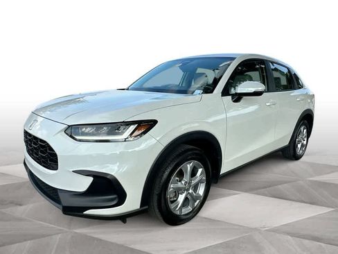 Used 2025 Honda HR-V LX image 4