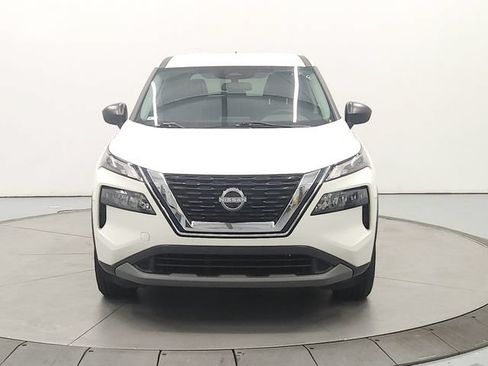 Used 2023 Nissan Rogue S AWD/4WD image 3