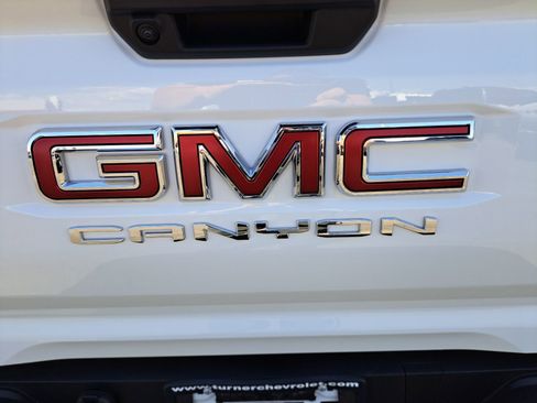 New 2025 GMC Canyon Elevation image 15