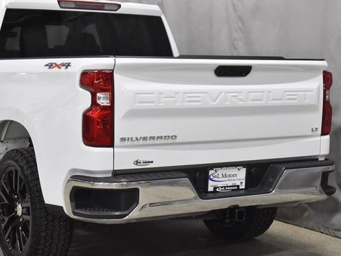 Used 2025 Chevrolet Silverado 1500 LT image 9