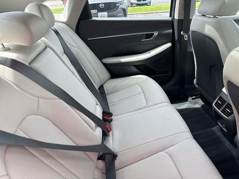 Used 2022 Hyundai Sonata Limited image 9