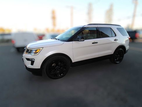 Used 2019 Ford Explorer Sport w/ Equipment Group 401A image 8