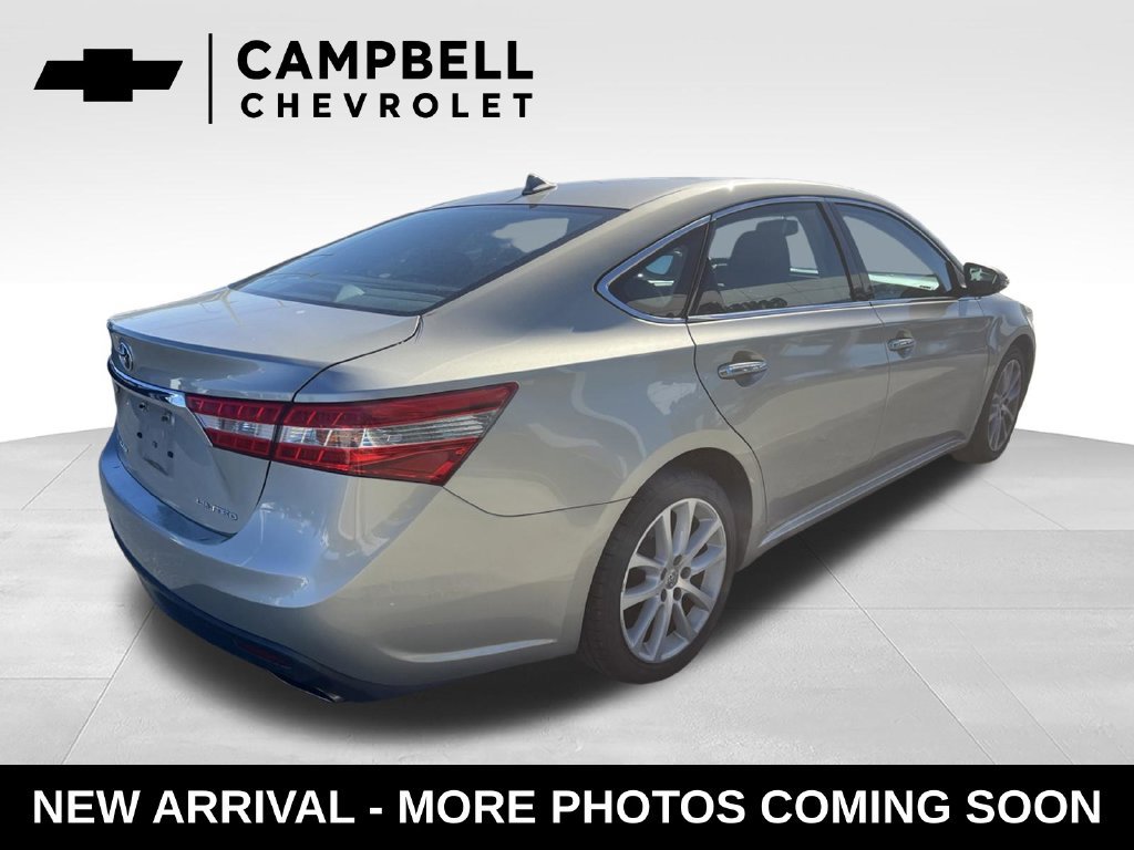 Used 2014 Toyota Avalon Limited FWD image 5