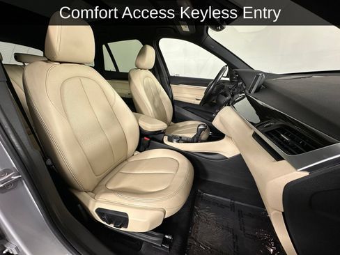 Used 2018 BMW X1 xDrive28i AWD/4WD image 5