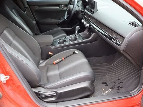 Used 2022 Honda Civic Sport image 15