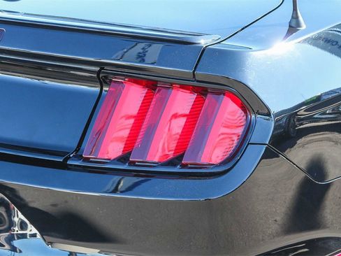 Used 2017 Ford Mustang Premium image 11