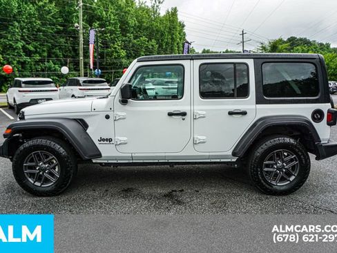 Used 2025 Jeep Wrangler Unlimited Sport AWD/4WD image 7