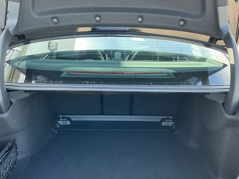 Used 2025 Mercedes-Benz C 300 4MATIC Sedan image 31
