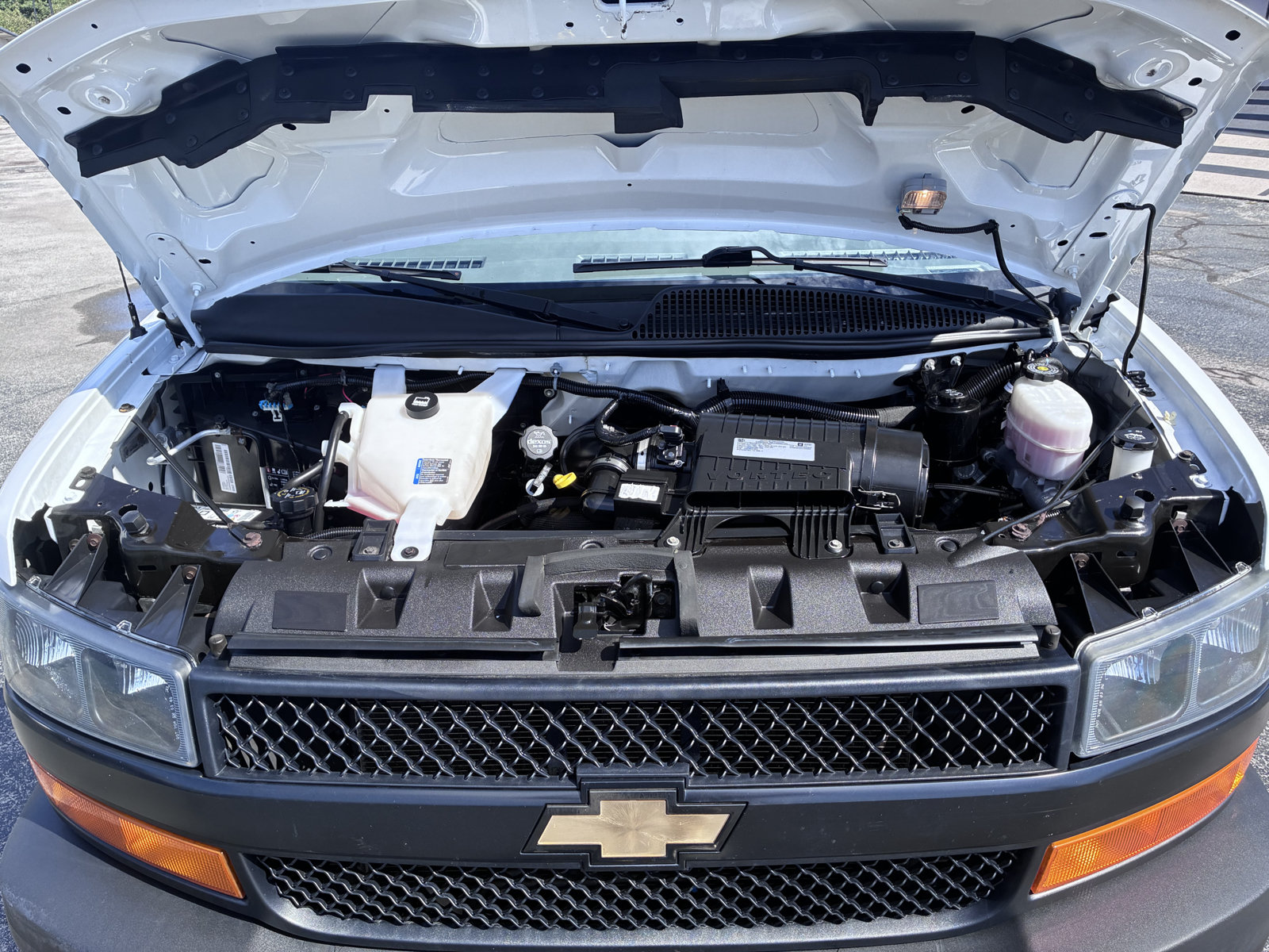 Used 2020 Chevrolet Express 2500 LS RWD image 47