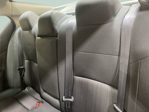 Used 2025 Nissan Altima 2.5 SV FWD image 11