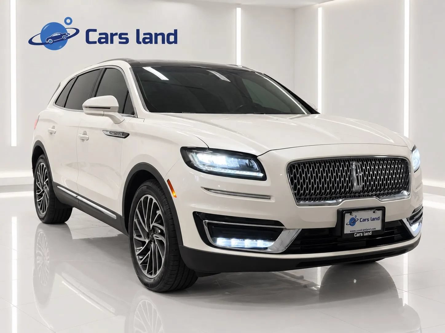 Used 2019 Lincoln Nautilus Reserve w/ Driver Assistance Package FWD image 1
