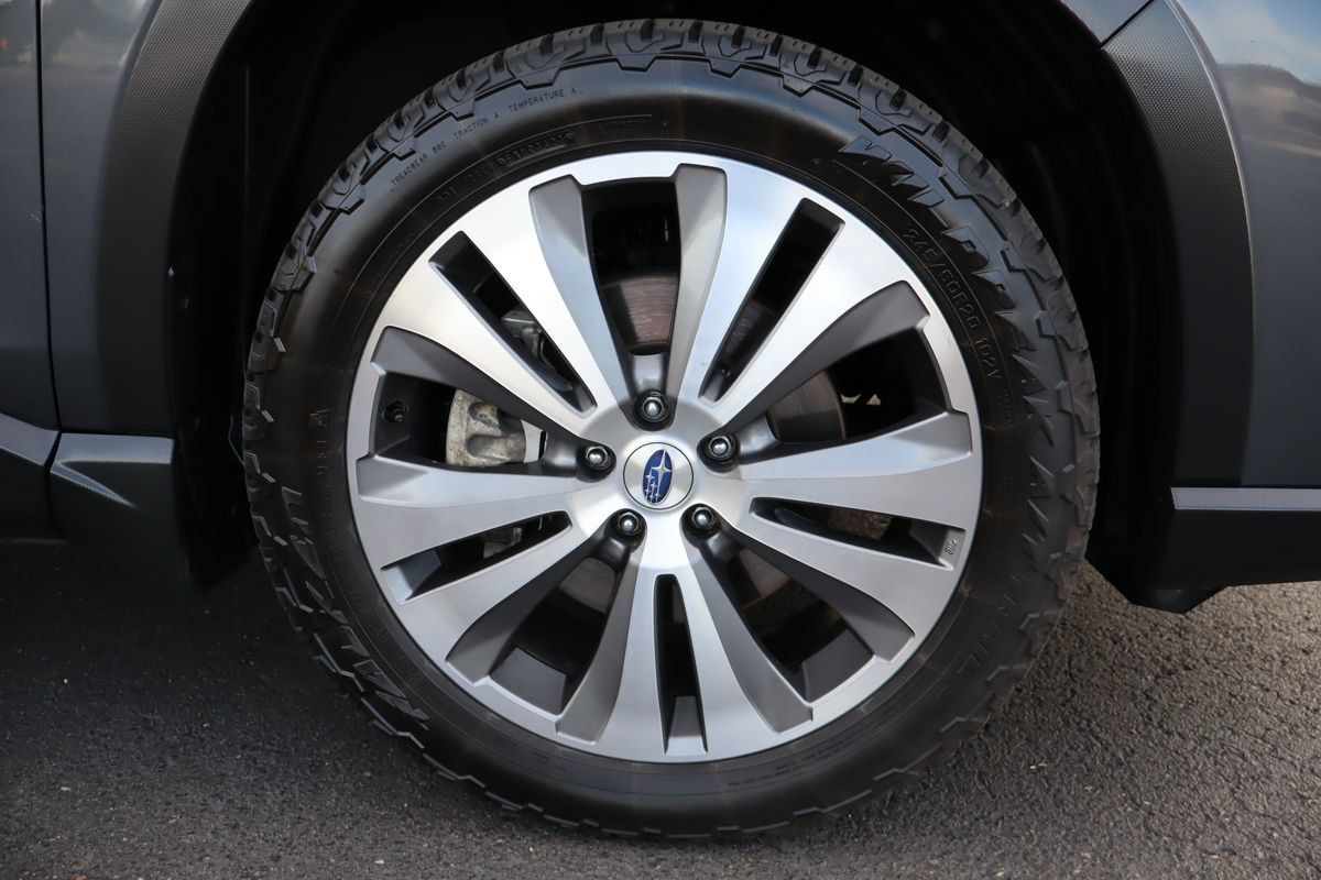 Used 2019 Subaru Ascent Limited w/ Popular Package #2 AWD/4WD image 47