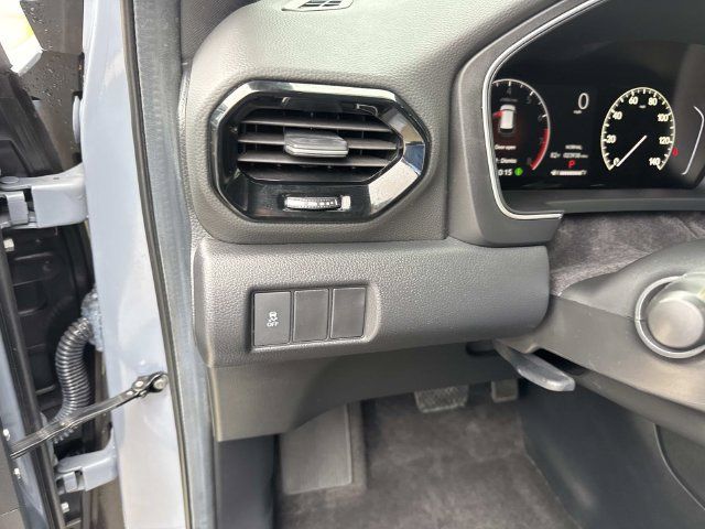 Used 2025 Honda Pilot Sport image 21