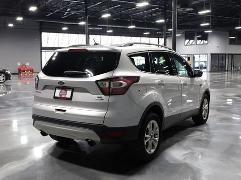 Used 2018 Ford Escape SE AWD/4WD image 7