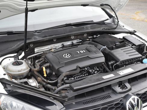 Used 2017 Volkswagen Golf Alltrack SE image 38