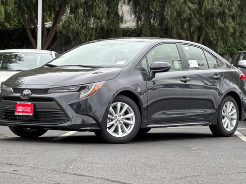 New 2026 Toyota Corolla LE w/ LE Premium Package image 2