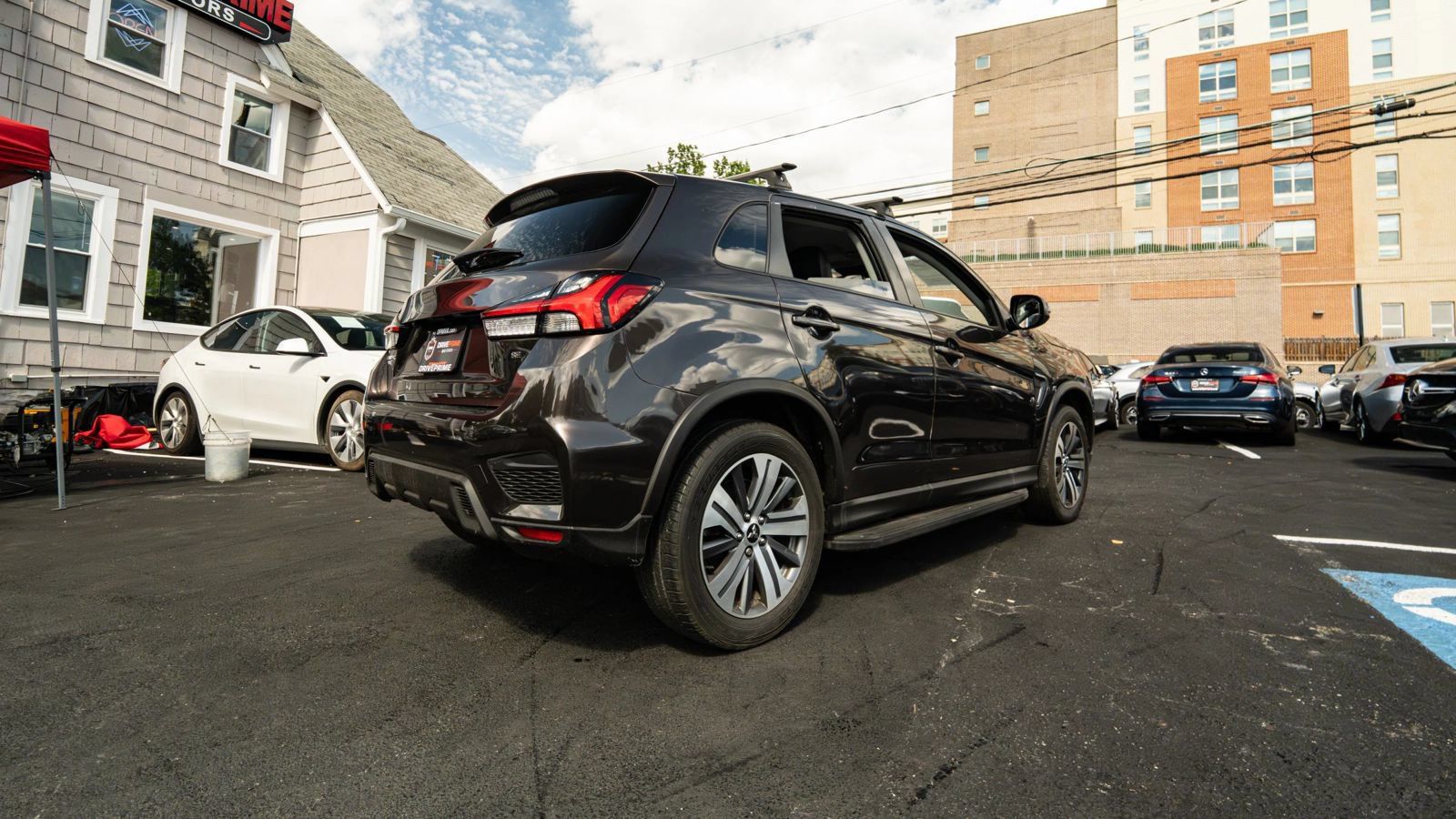 Used 2023 Mitsubishi Outlander Sport SE AWD/4WD image 3