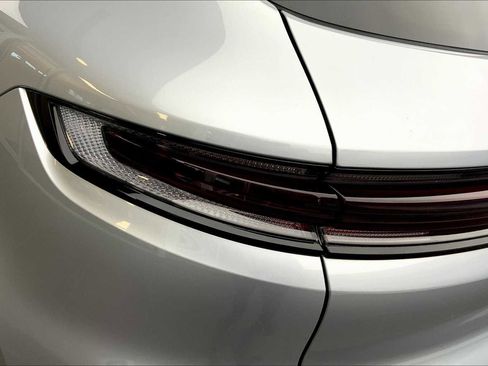 Used 2024 Porsche Cayenne image 45