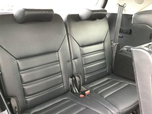 Used 2019 Kia Sorento SX image 23