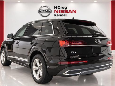 Used 2024 Audi Q7 3.0T Premium AWD/4WD image 2