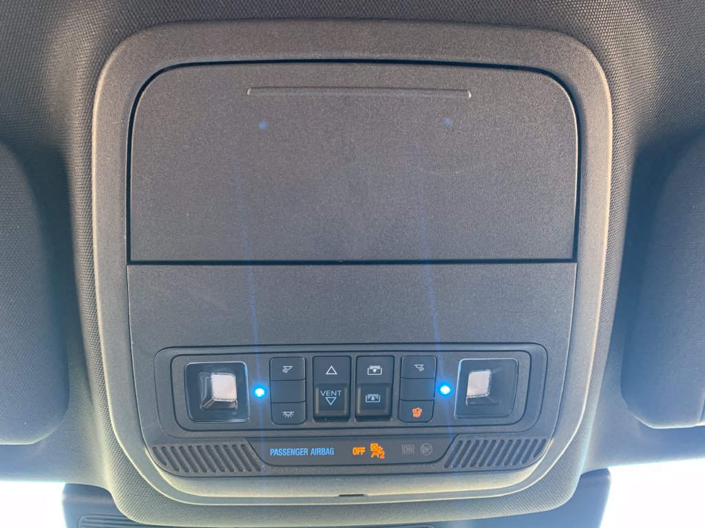 Used 2020 Ford Explorer XLT w/ Equipment Group 202A AWD/4WD image 24
