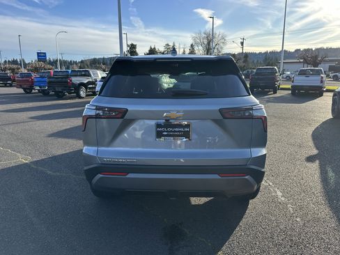 New 2026 Chevrolet Equinox LT w/ Safety and Technology Package image 4