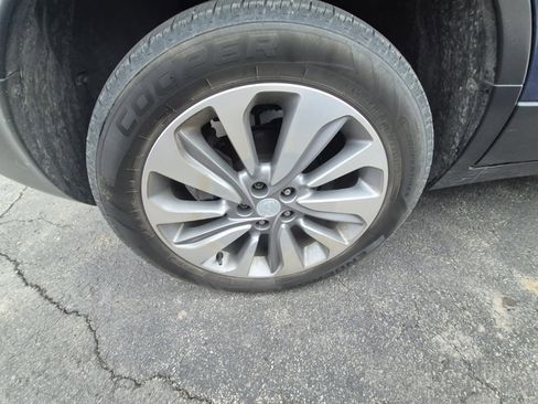 Used 2019 Buick Encore Preferred w/ Safety Package image 9