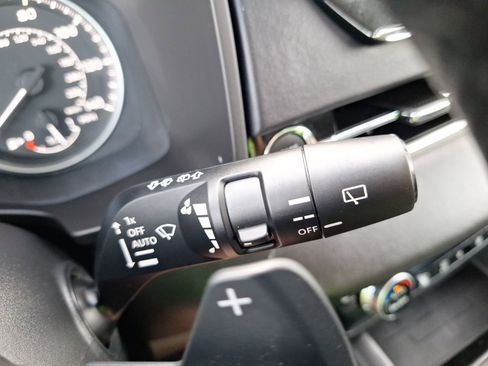 Used 2022 Mitsubishi Outlander SE image 24