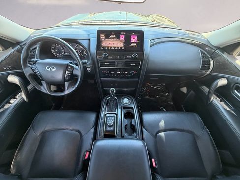 Used 2023 INFINITI QX80 Luxe w/ All-Season Package RWD image 12