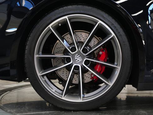 Used 2024 Porsche 911 Carrera S image 41