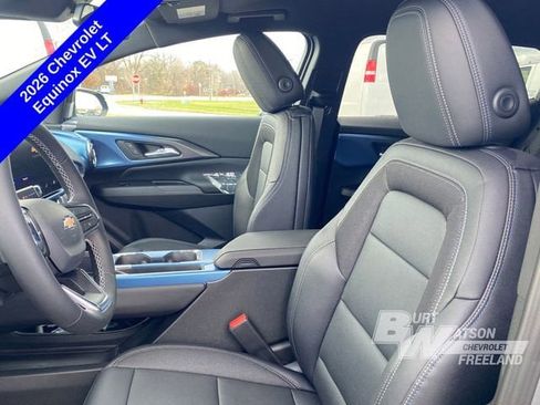 New 2026 Chevrolet Equinox EV LT image 9