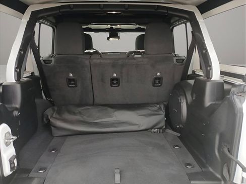 Used 2021 Jeep Wrangler Unlimited Rubicon image 26