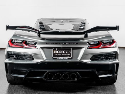 Used 2023 Chevrolet Corvette Z06 image 11