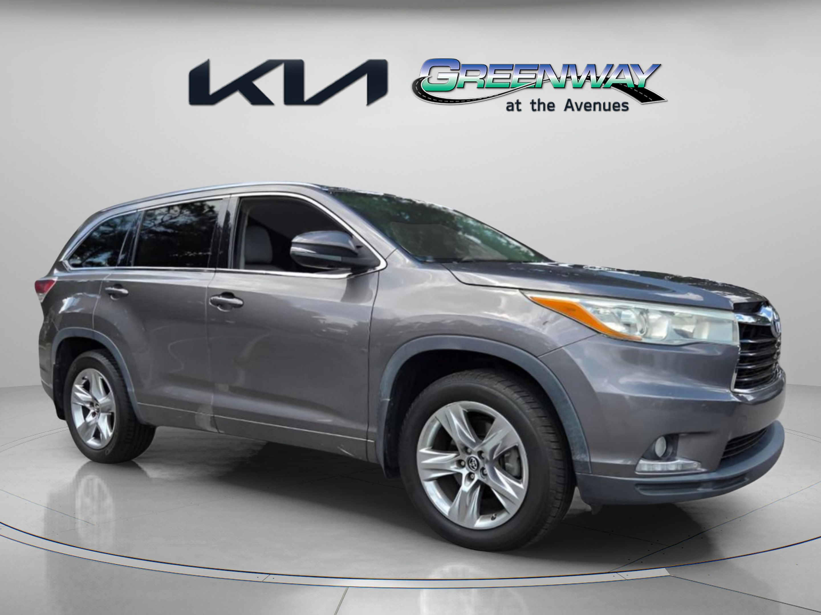 Used 2016 Toyota Highlander Limited AWD/4WD image 1