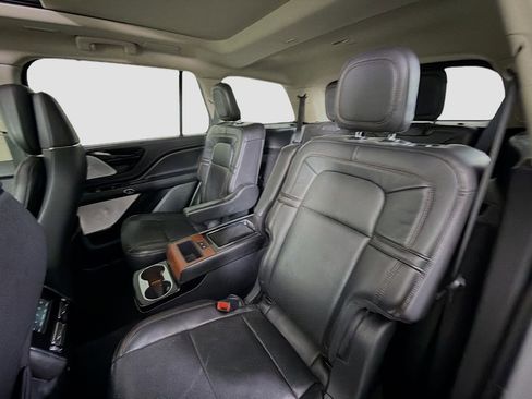 Used 2021 Lincoln Aviator Reserve w/ Equipment Group 201A AWD/4WD image 26
