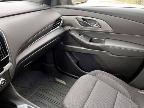 Certified 2023 Chevrolet Traverse LT image 28
